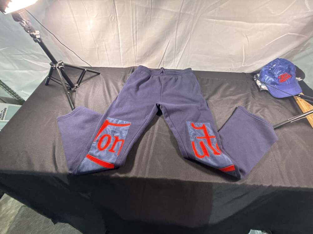 Von Dutch Split Flared Sweatpants Size L Purple Fleece